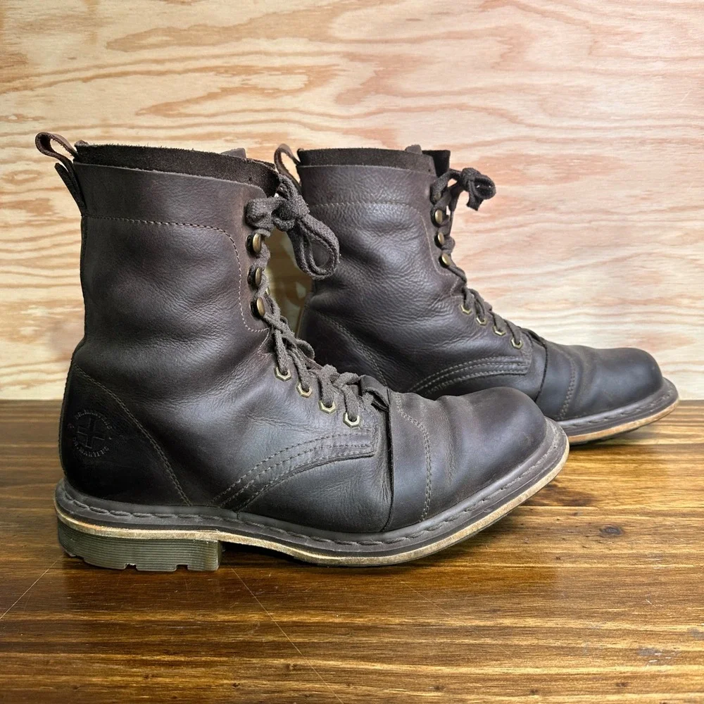 Dr. Martens Pier Dark Brown Leather Cap Toe Combat Boots Mens 11 Lace Up Rugged